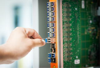 High-performance SFP/QSFP transceivers for enterprise networks
